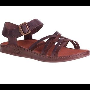 Chaco Women’s Fallon leather sandals in Java Sz. 8